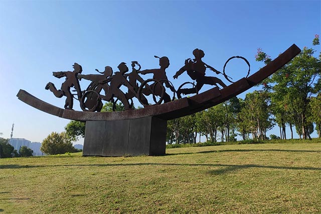 芜湖雕塑公园雕塑岁月.jpg